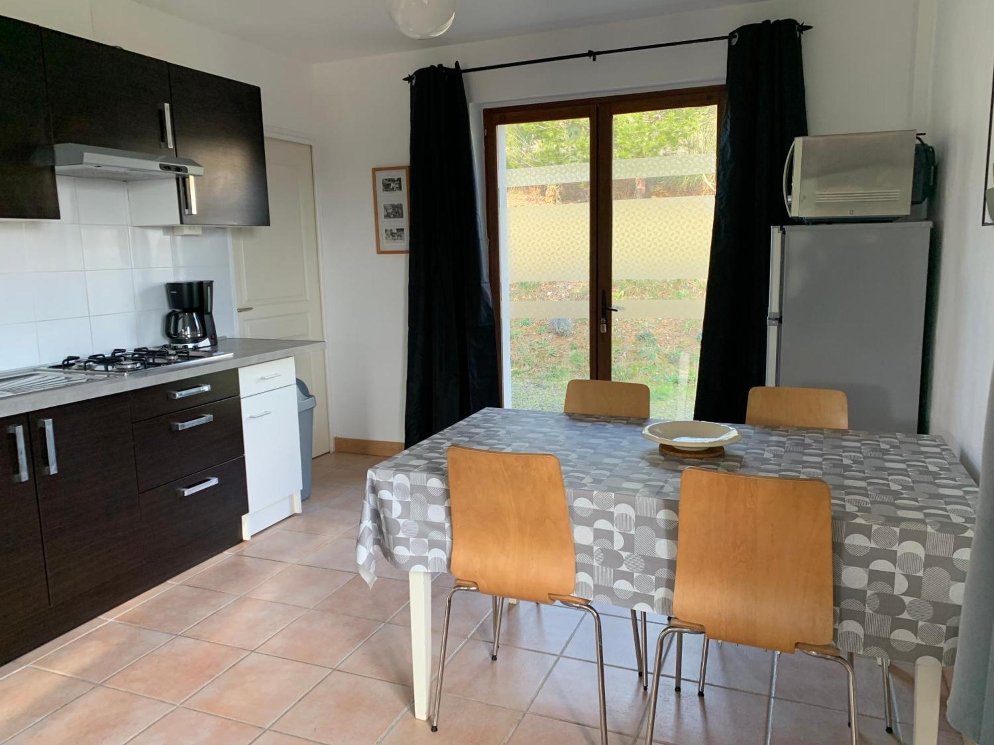 Gites "Entre Les Vignes" Tourreilles Exterior foto